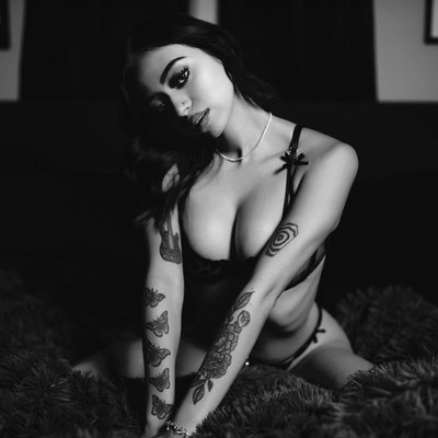 ♡ Kayla ♡ #1 Rated Alt Girl On OF