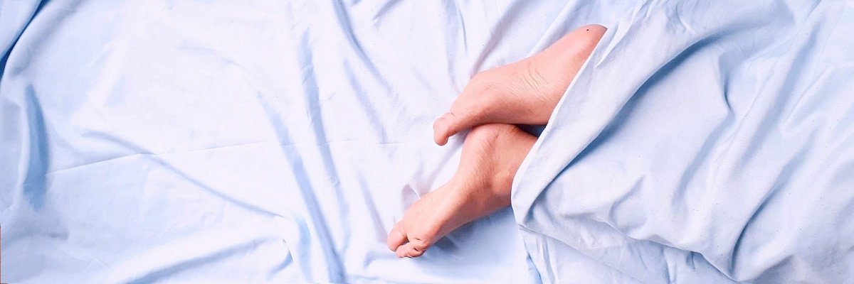 𝑲𝒉𝒊 𝑳𝒆𝒏 cover