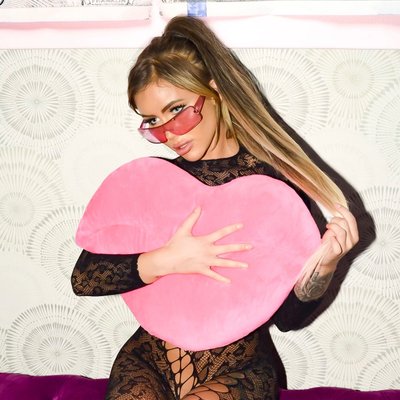 Kylie Screams π
