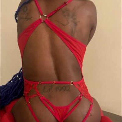 MissMelanieBinns
