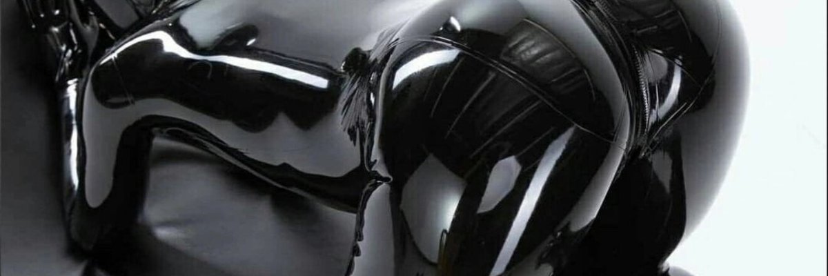 Latexloverboi XO cover