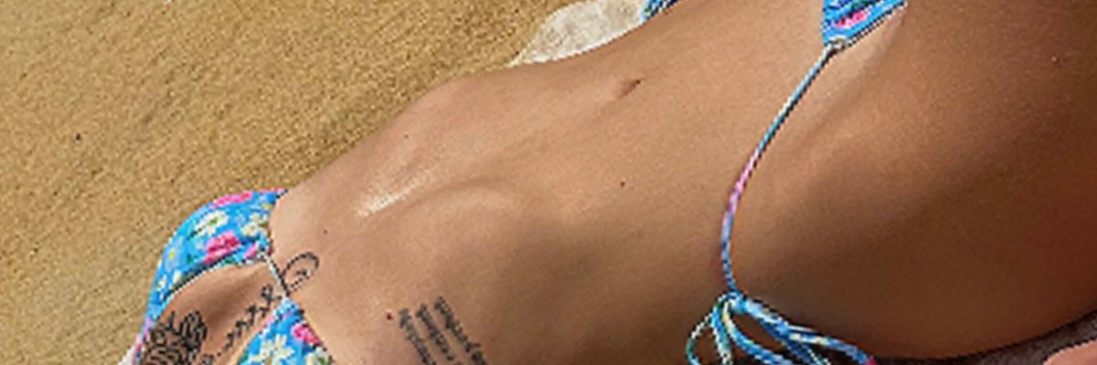 𝕷𝖆𝖚𝖗𝖊𝖓 cover