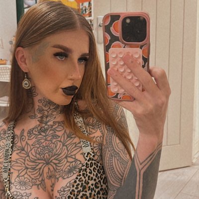 𝕷𝖆𝖚𝖗𝖊𝖓