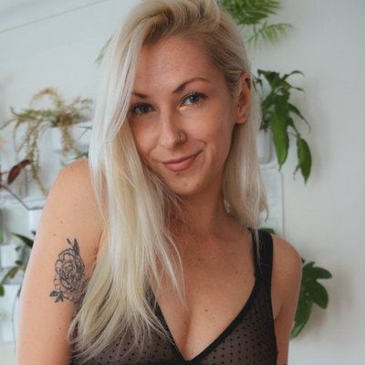 Lea 💋 | FREE dick ratings