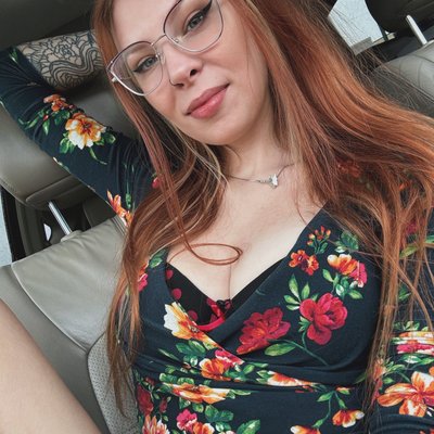 Leslie Lux ๐