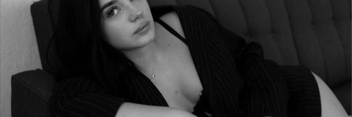 Leyla cover