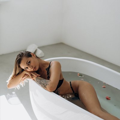 Lovely 🦊 Lana