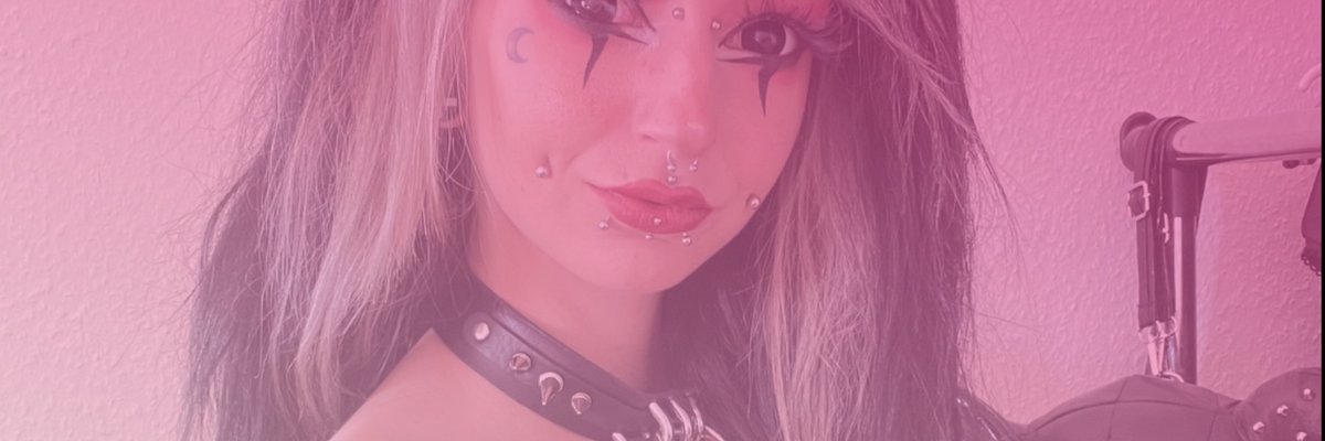 Luna Vampire FREE 🌙✨ cover