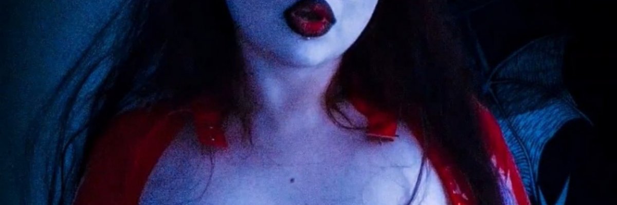 🌙𝕸𝖆𝖓𝖓𝖆 𝕸𝖔𝖔𝖓 cover