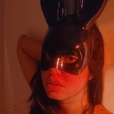 Marcella Coelhinha 🐰- The girl next door