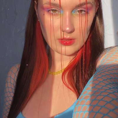 Maria 🌸 your girl next door