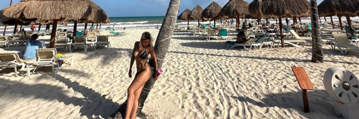 Mia Welch 💛 cover