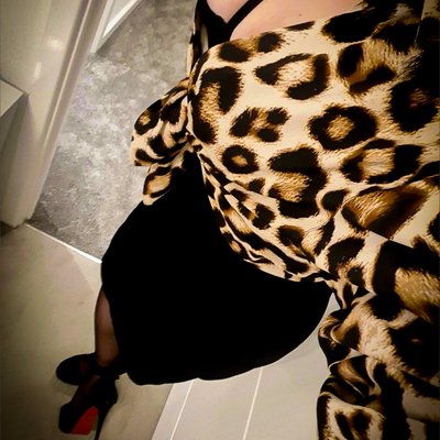 Miss Lady Scarlet VIP