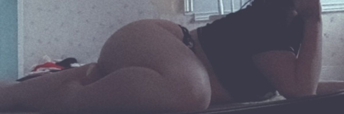 𝕭𝖊𝖑𝖑𝖆𝖙𝖗𝖎𝖈𝖝 cover