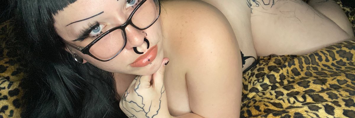morgue mommy🔪 cover