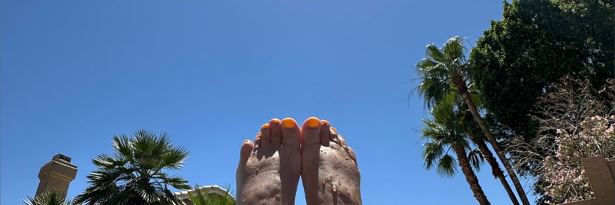 THE TINIEST FEET cover