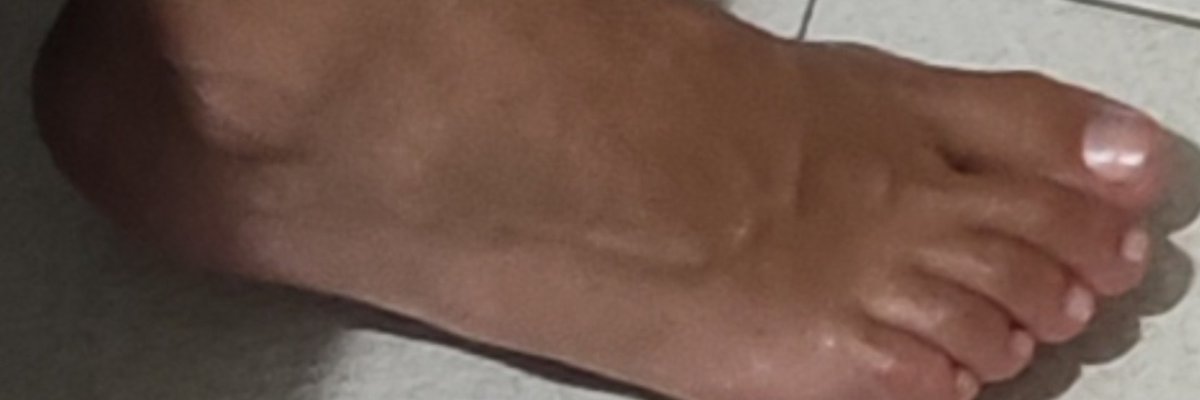 NatalyFeet cover