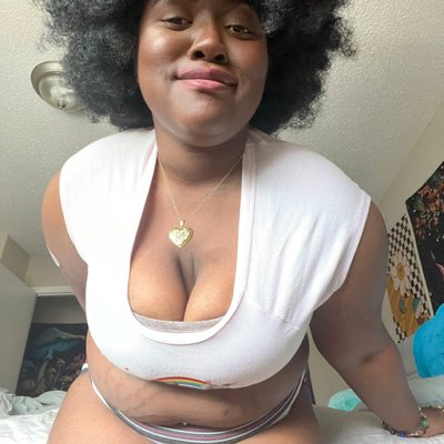 Ur Ebony Gf Niya ♡︎