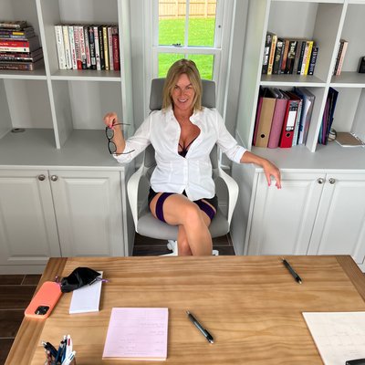 officebabes All Inclusive