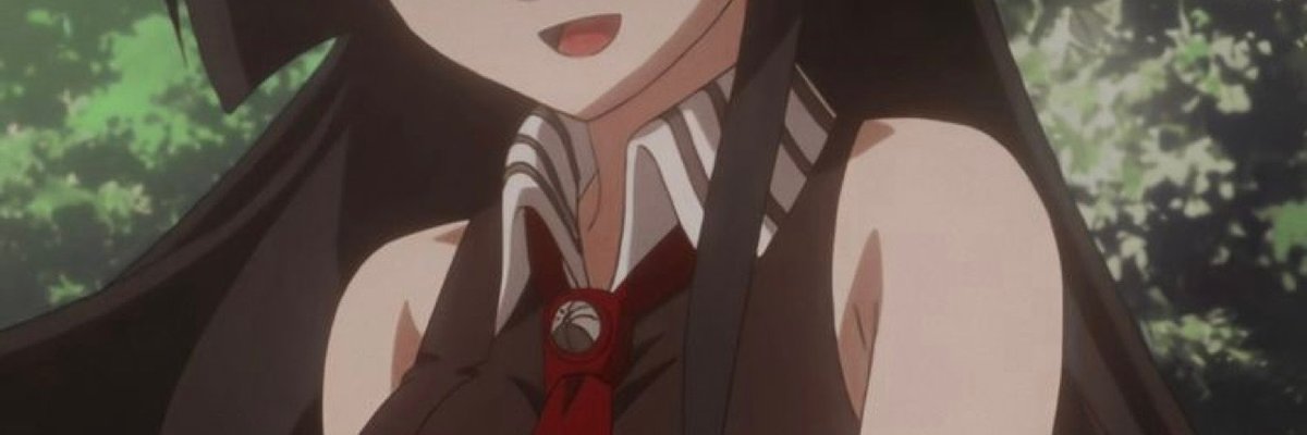 Petitelatinaaa cover