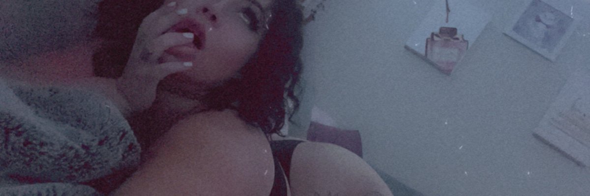 Sophie Valentine 💘 cover