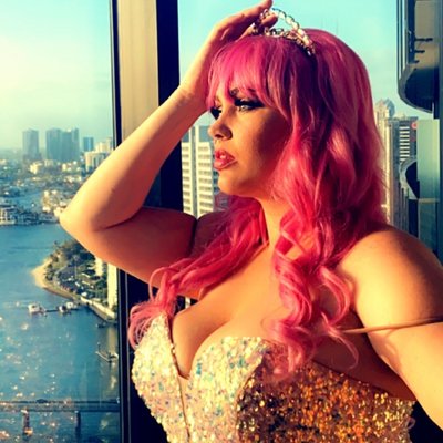 Pink💖HairedPrincess