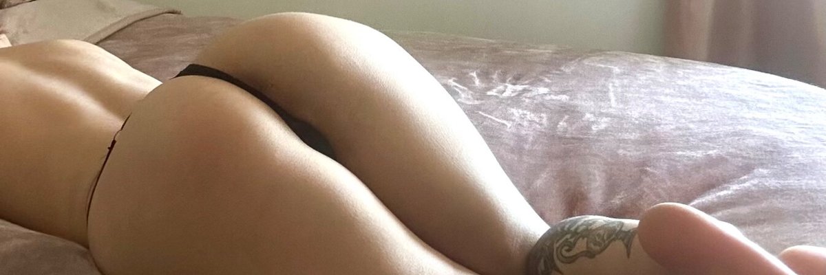 🖤  𝔓𝔦𝔫𝔨𝔩𝔞𝔪𝔟  🖤 cover