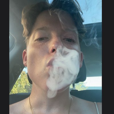 Pussynbluntz