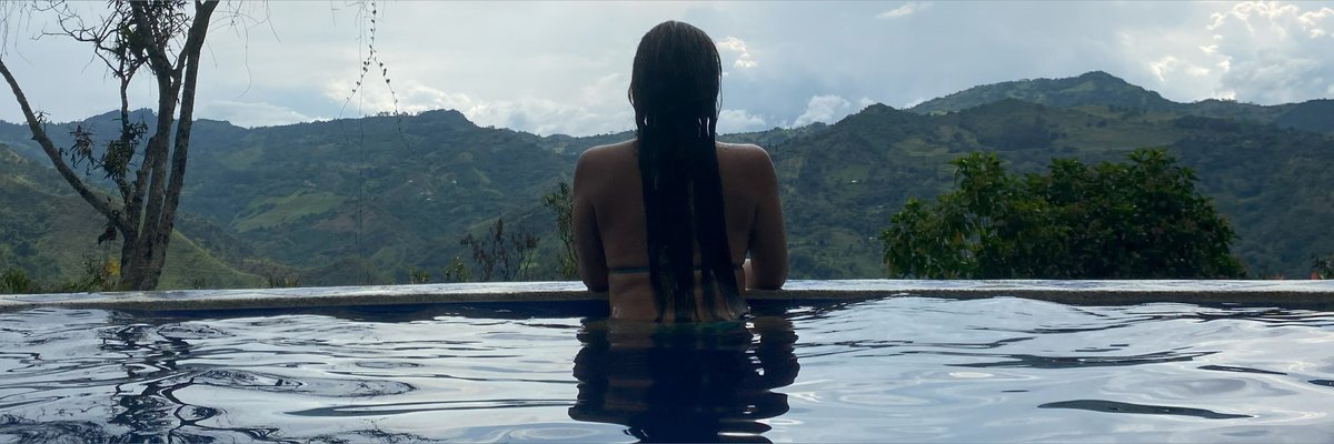 Khloé cover