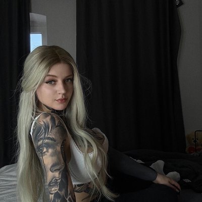 𝑅𝑖𝑟𝑎 𝑅𝑎𝑦𝑠 💫