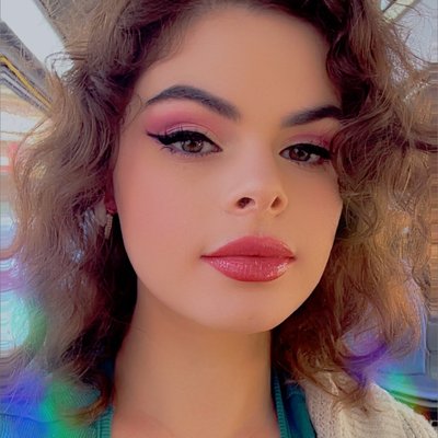 Roseanne Castillo
