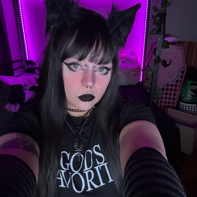 Roxxii Redemption 🖤