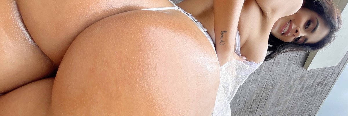 💦 COLOMBIAN PUSSY😻 cover