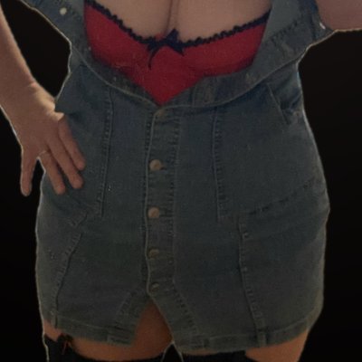 Sexy bored hot housewife