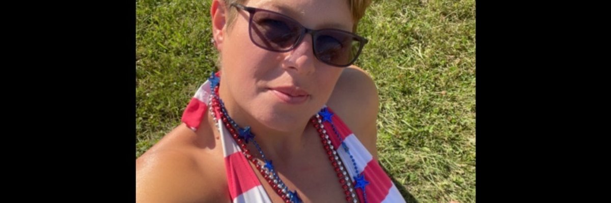 Sexyshelzie_pineapple cover