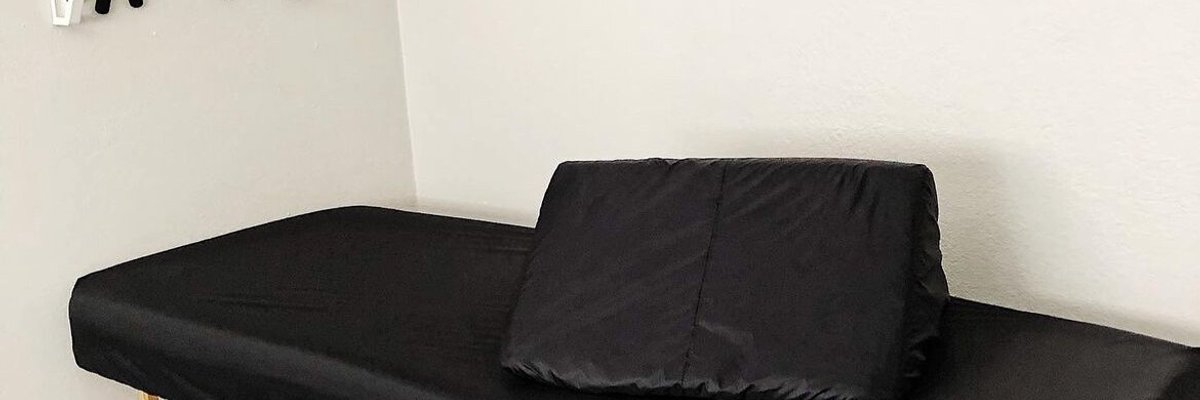 Roma Lace Piece cover