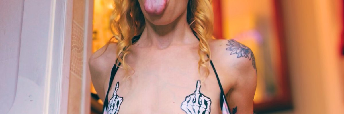 𝓣𝓱𝓮 𝓡𝓮𝓭𝓱𝓮𝓪𝓭 💋 ＶＩＰ cover