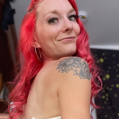 𝓣𝓱𝓮 𝓡𝓮𝓭𝓱𝓮𝓪𝓭 💋 ＶＩＰ