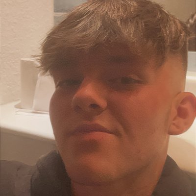 Skinny brunete with fat ass