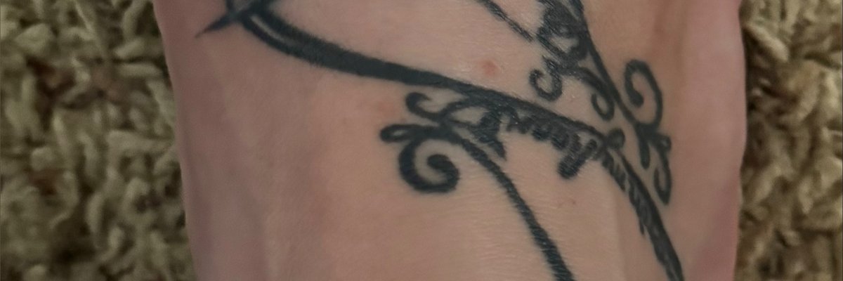 Tootsie Footsie cover