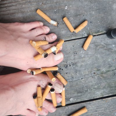 These-Dirty-feet-turn-u-tf-onnnnn!