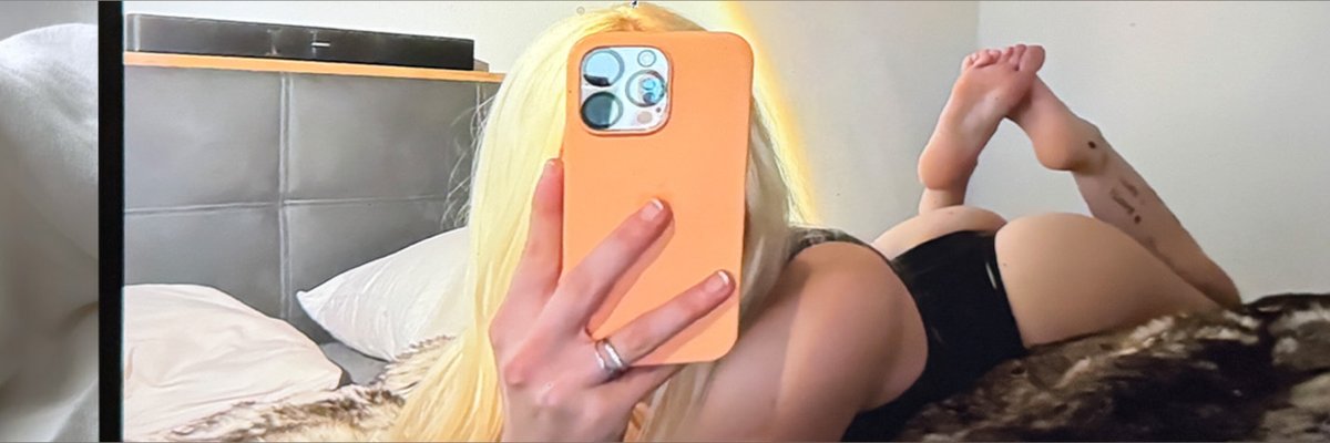 Valerie π cover