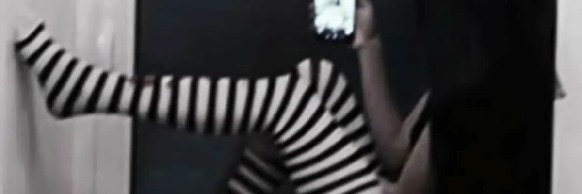 lilia 🦇 cover