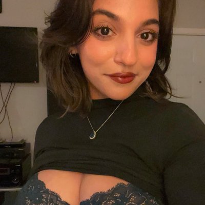 𝐕𝐲𝐜𝐚𝐫𝐢𝐚 𝐗. 𝐑𝐨𝐭𝐡