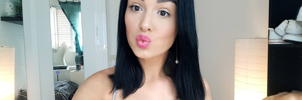 WetcameltoeMfc cover