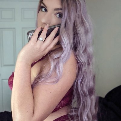 𝕮𝖍𝖆𝖗𝖑𝖔𝖙𝖙𝖊 𝕰𝖚𝖕𝖍𝖔𝖗𝖎𝖆 ♡