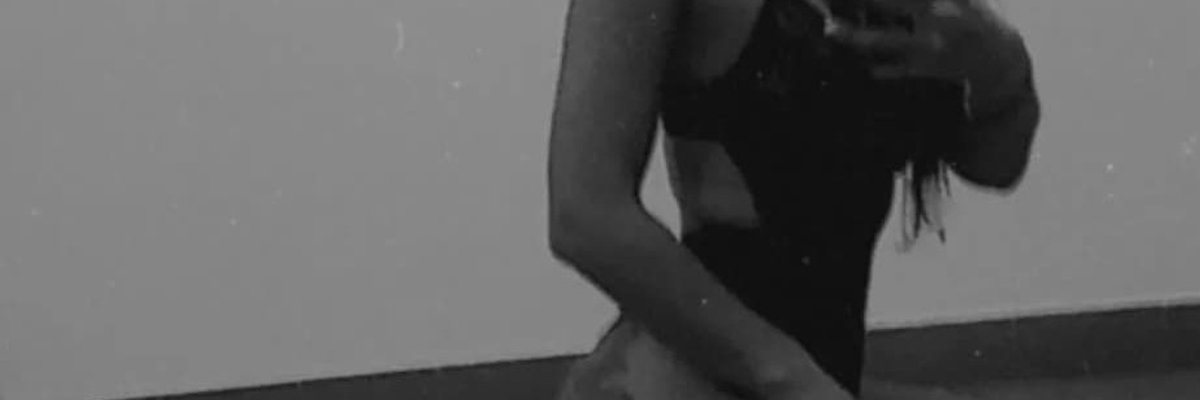 🖤🔥hot girl with big butt🔥🖤 cover