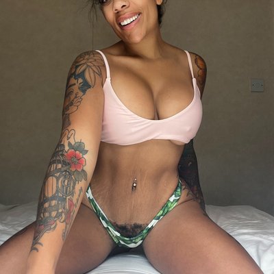 Your Bush Queen 🌳