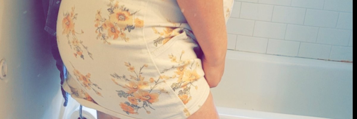 YourThighness101 cover